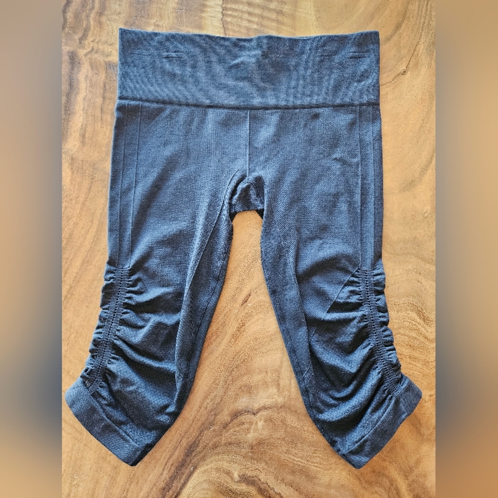 Lululemon In the Flow Crop II Leggings Heathered Black Size 8
